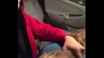 play Dik ebbenhout geeft slordig hoofd autospel dik dik ik denk dat haar kont nep was, maar dat maakt niet uit ik hou van het uitzicht